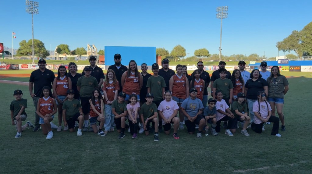 ⚾️Los Vaqueros and 🥎Las Vaqueras Join the Mexican Baseball Fiesta🇲🇽